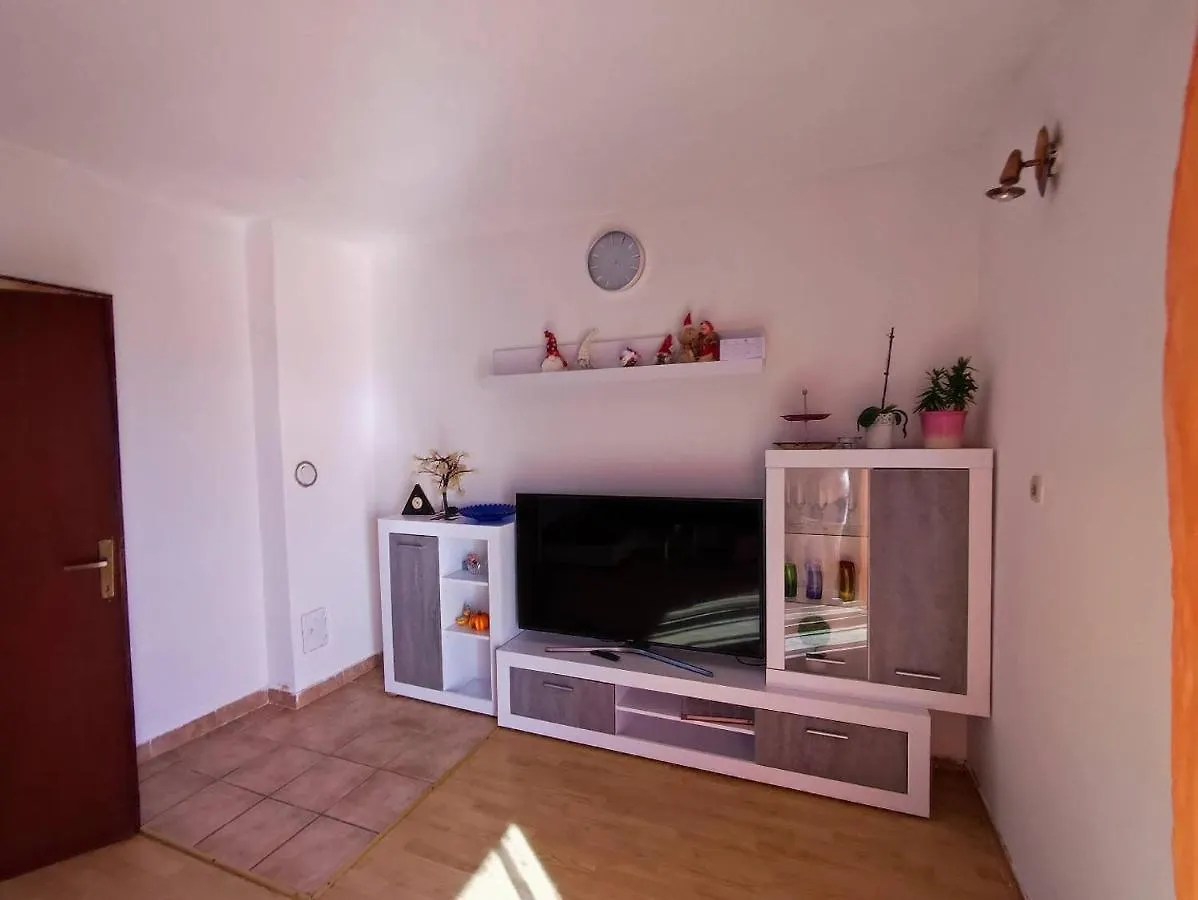 Apartments Opsenica Barbat Croatia