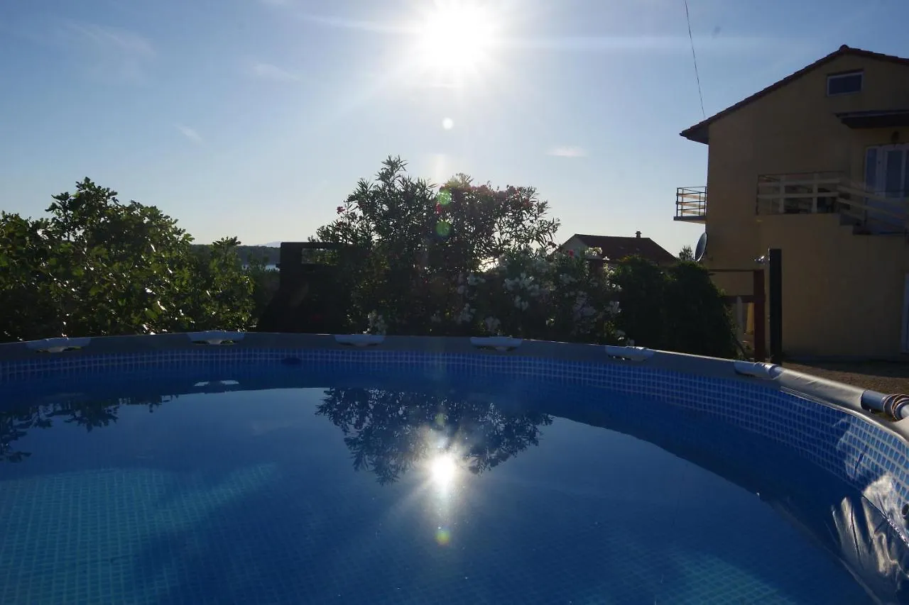 Apartments Opsenica Barbat Croatia
