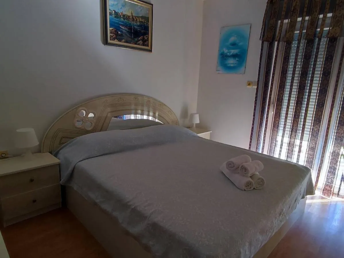 Apartments Opsenica Barbat